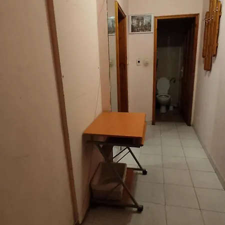 81cha Apartament *